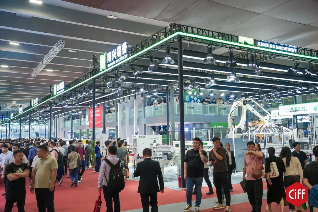 官方定档！2027中国家博会·CIFF广州激光封边机展览会